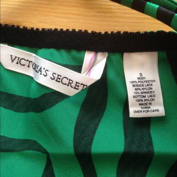 Victoria's Secret vintage zebra lingerie - Picture 3 of 6